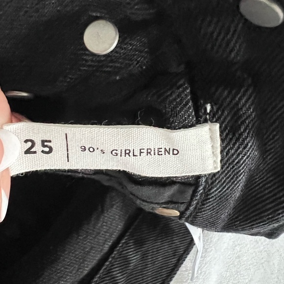 PacSun 90s girlfriend jean shorts - Picture 3 of 3